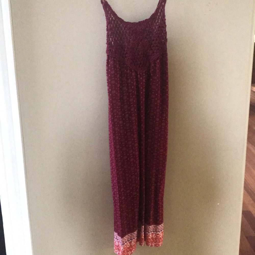Rue 21 burgundy print dress size small
